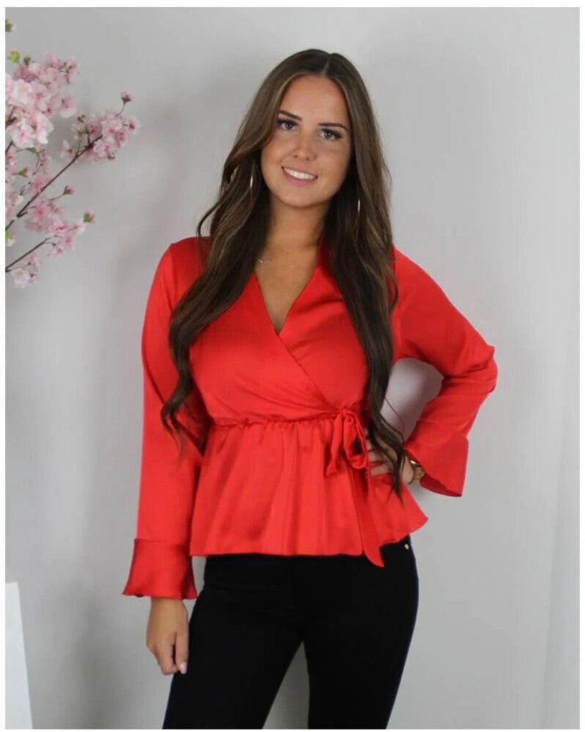 Satijnen blouse rood