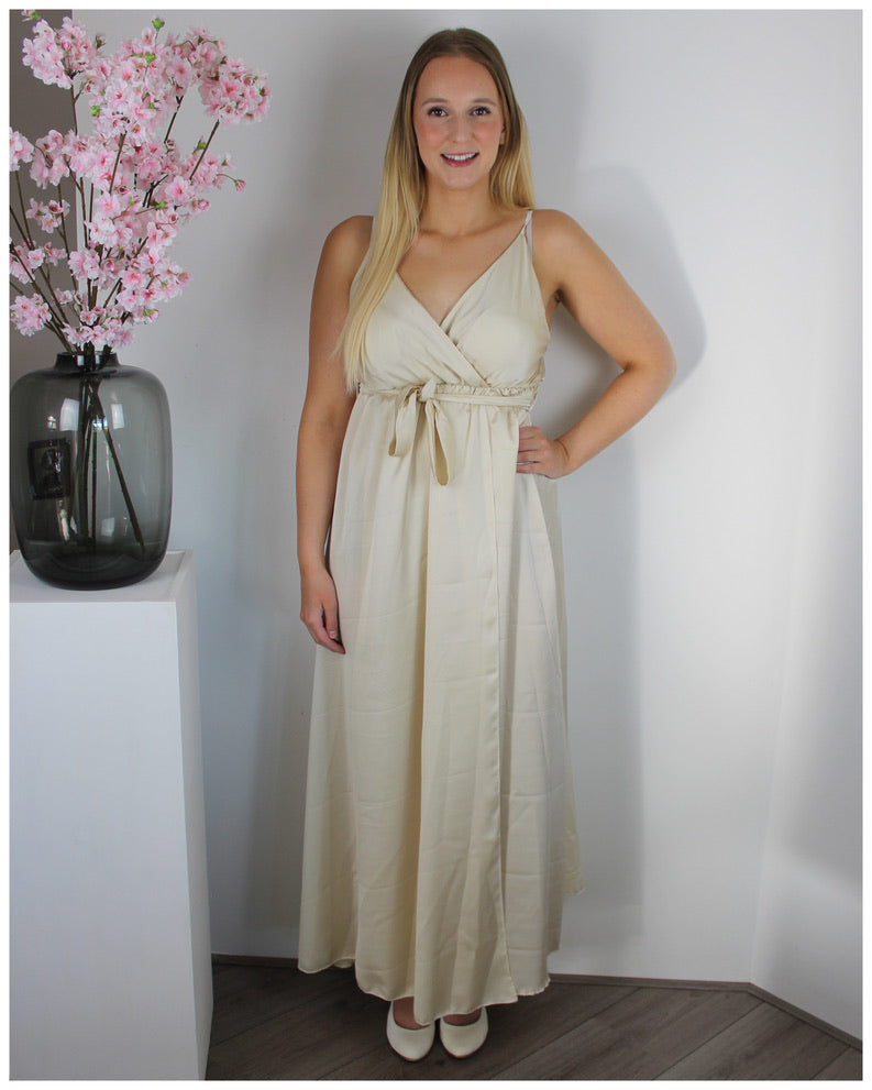 Satijnen maxi jurk beige