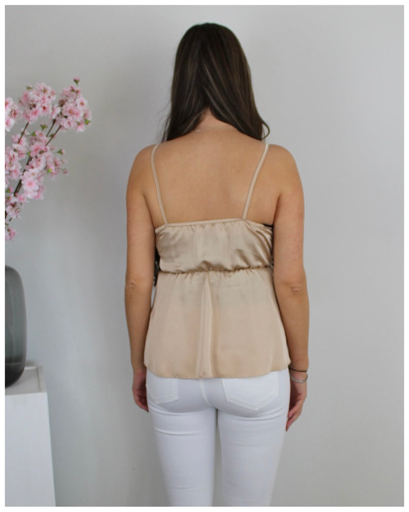 Satijnen top beige